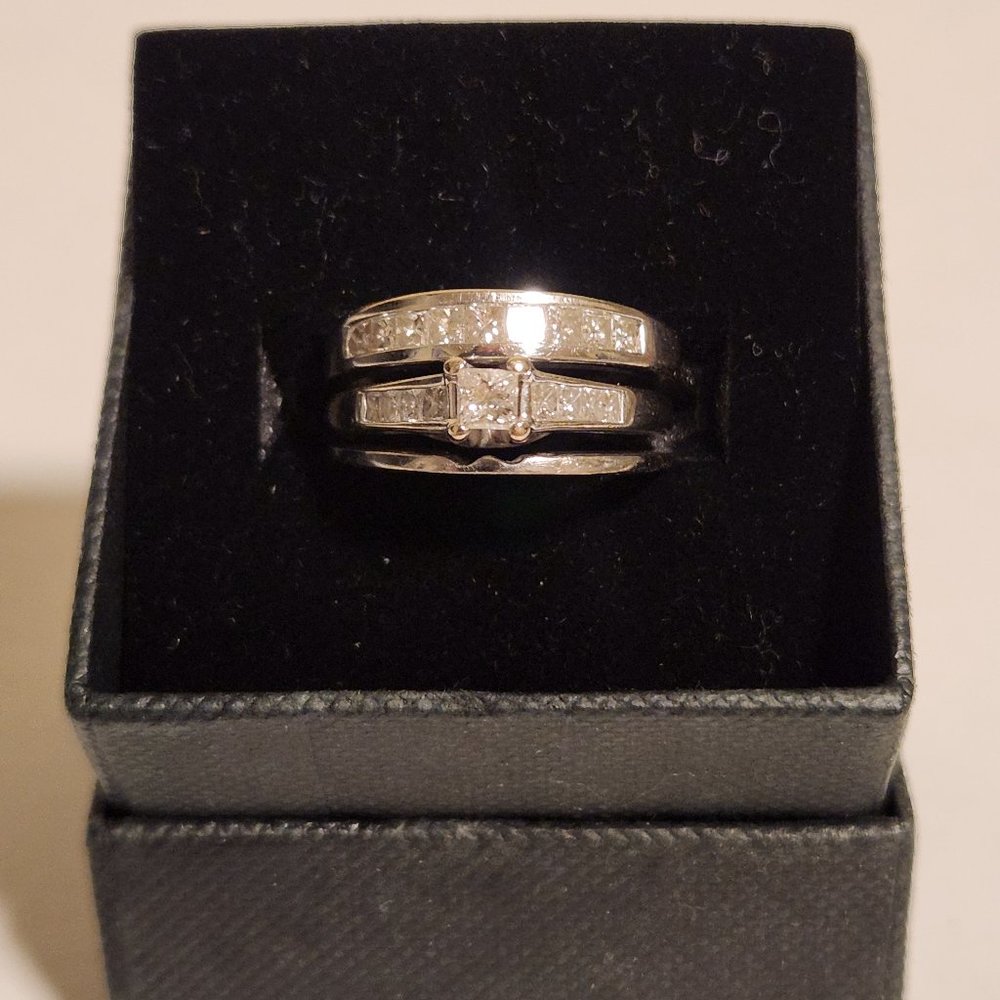 Diamond and white gold wedding band set